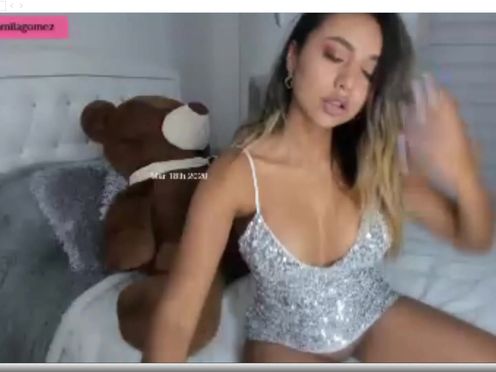 Camilagomezz Silver Dress Oil Show